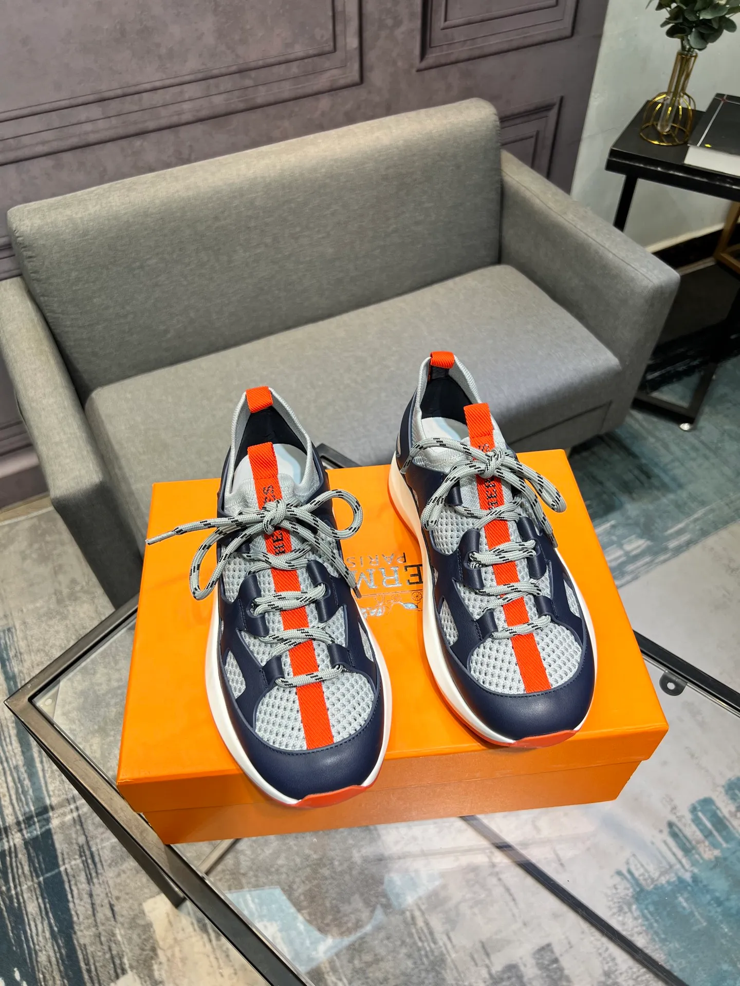 💰¥720 HERMES Men’s rest sneakers! -High-end quality original casual sports shoes -Upper: high nappa calfskin, forging technology, knitted fabric, shoe brand webbing, injection molded brand logo -Inner: foot pad; water-dyed cowhide -Outsole: ultra-light TPU·rubber; two-color molded outsole -Ultra-high quality control·fine workmanship: highlighted (high-end·luxury·grade) Size: 38-44 (45 46 customized)